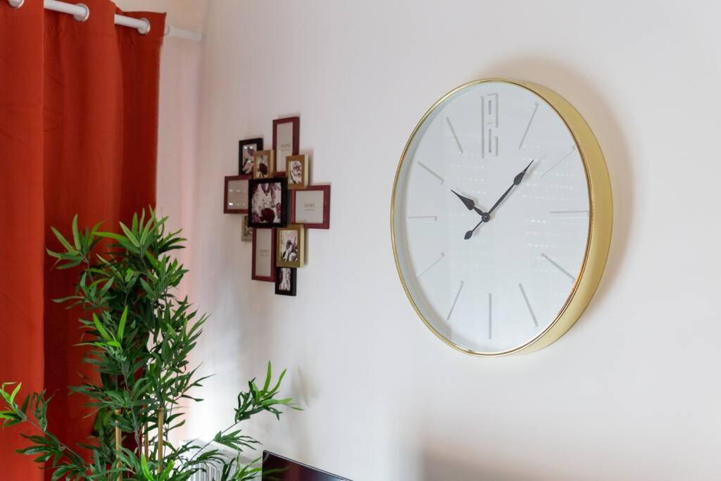Apartamento Easy Paris Visit Metro & Parking Saint-Ouen  Exterior foto